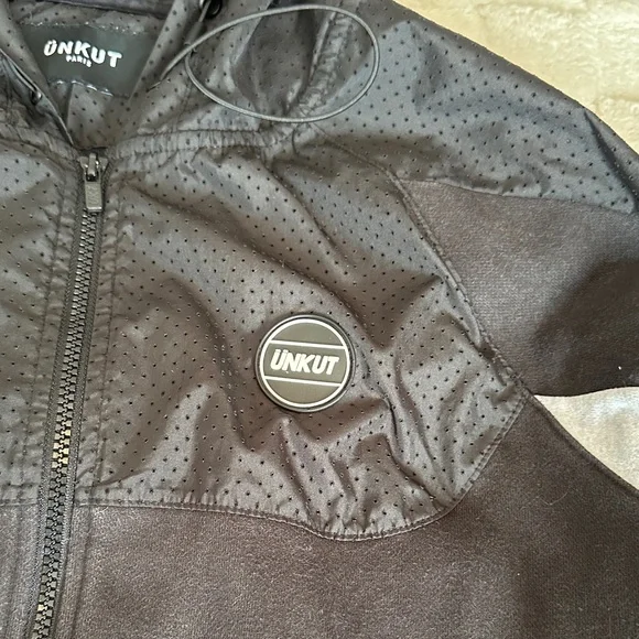 Jacket - Picture 3 of 16